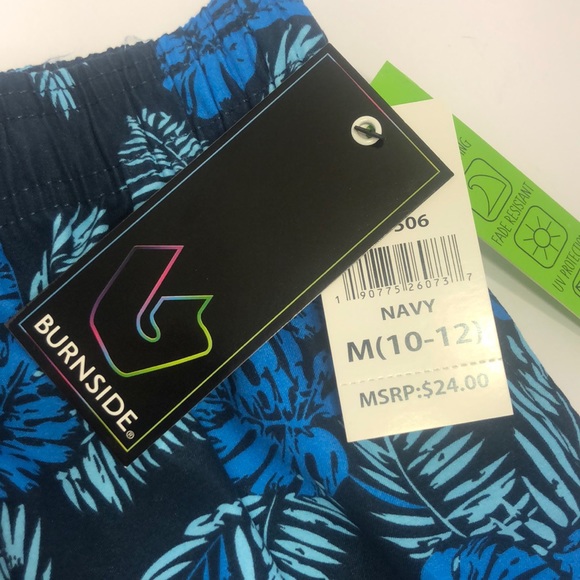 SwimTrunks NWT BOY M (10-12) mesh liner - Picture 3 of 9